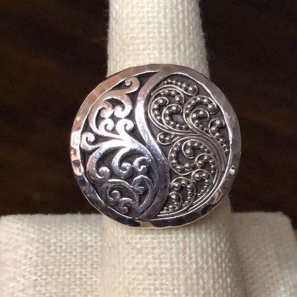 LOIS HILL Yin Yang Sterling Silver Granulated & Cutout Ring Sz 8